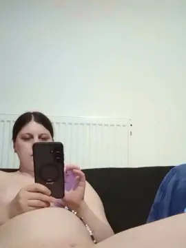 Cam4 Watch Live Sex Cams of barbielacdescy4