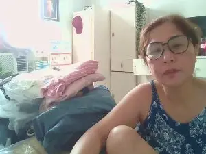 Cam4 Watch Live Sex Cams of Sweetasian74