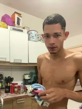 Cam4 Live Porn of Mlknovinhooo