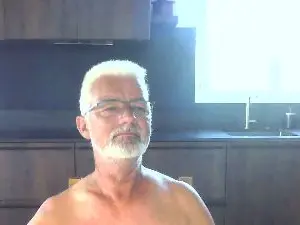 Cam4 Free Live Porn of dutchboy1234