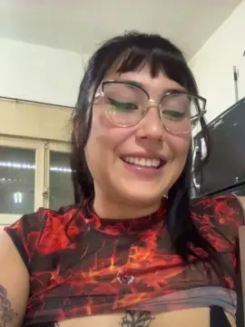 Cam4 Adult Video Chat of Lareyni26