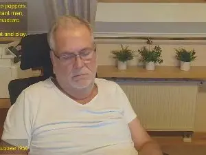 Cam4 Live Sex Cam of subbear1968