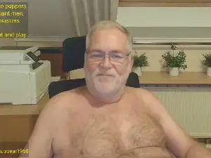 Cam4 Live Sex Cam of subbear1968