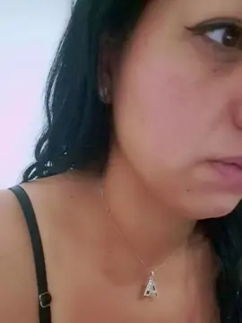 Cam4 Best live sex cam show of bella_milf1