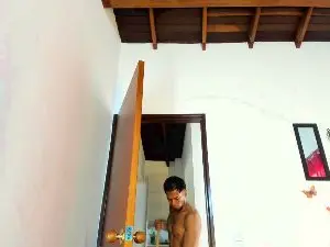 Cam4 Live Porn of Spartacuslyon