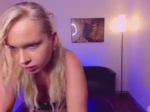 Cam4 Live Sex of angelic_coy