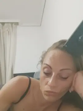 Cam4 Best live sex cam show of Saretta23