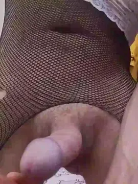 Cam4 Nude Webcam of sissyyop
