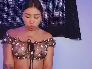 Cam4 Live Porn of Storm_doll