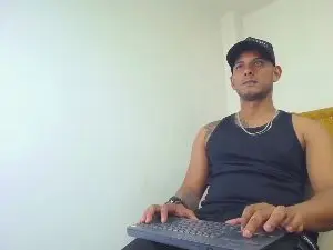 Cam4 Private Sex Chat of Chris_Dick99