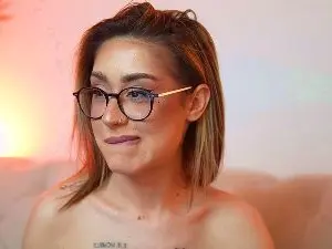 Cam4 Best live sex cam show of AileenKiss