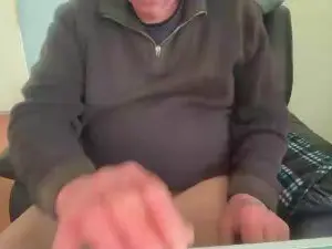 Cam4 Live Porn of mycutcock4u