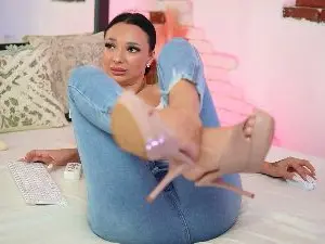 Cam4 Watch Live Sex Cams of MaraJolie