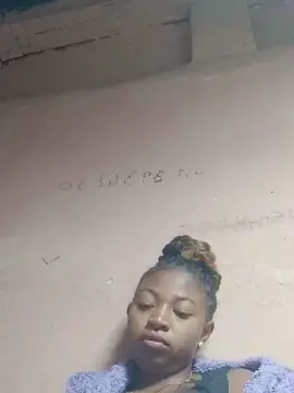Cam4 Free Live Porn of gladysfun