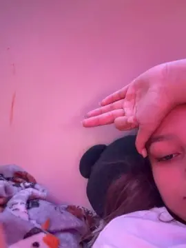 Cam4 Live Sex of toocutee