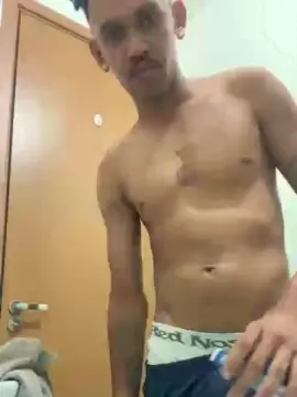 Cam4 Free Porn Cam of Felipecavalao