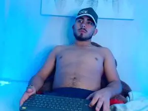 Cam4 Live Sex of Michaell_twinkk