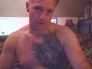 Cam4 Best Webcam of DILFiGuess1