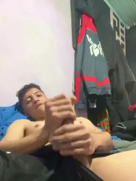 Cam4 Free Live Porn of kev18cm_fun
