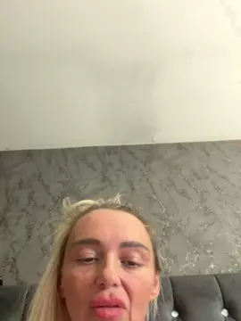Cam4 Adult Webcam of Cherry_xo