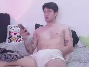Cam4 Live Sex of Dave_River