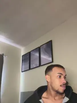 Cam4 Free Live Porn of Pintudomacho