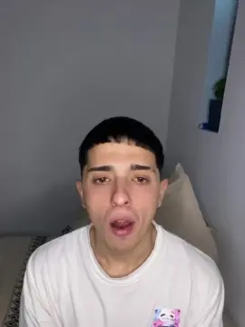 Cam4 Free Porn Cam of Thomikaty98