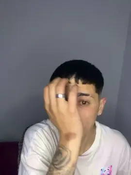 Cam4 Nude Webcam of Thomikaty98
