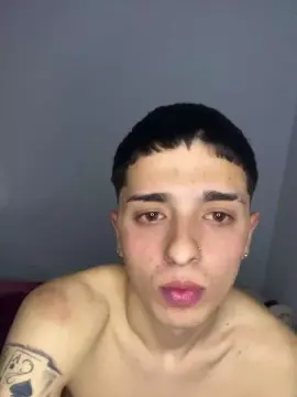 Cam4 Adult Webcam of Thomikaty98