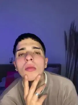 Cam4 Nude Webcam of Thomikaty98