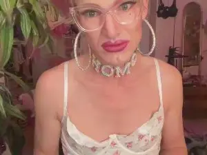 Cam4 Sex Chat of pinkyfagyboy