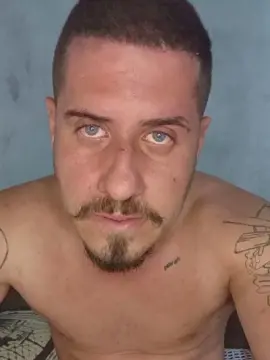 Cam4 Free Live Porn of polaco061