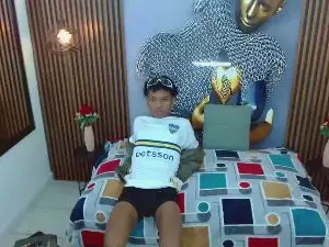 Cam4 Live Sex Cam of AlessandroBlack