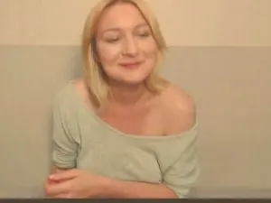 Cam4 Nude Webcam of bonnie_kisssexy