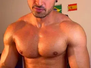 Cam4 Free Live Porn of Lucasfit24