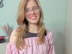 Cam4 Free Porn Cam of DarceyOnsurez