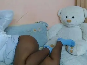 Cam4 Free Live Porn of OnjaTiana