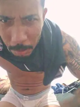 Cam4 Live Porn of Chilenohh