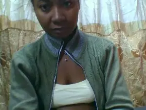 Cam4 Live Sex Cam of Dinah21