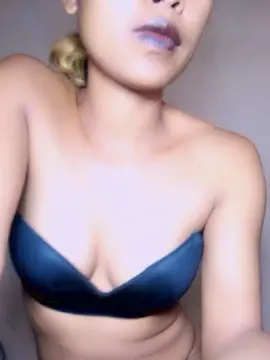 Cam4 Sex Cam of Dinah974