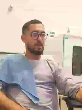 Cam4 Sex Chat of HShotsmilegyn