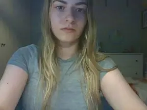 Cam4 Free Live Porn of Rosie_June