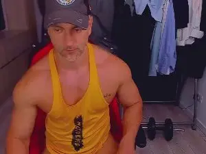 Cam4 Free Porn Cam of MarisMuscle