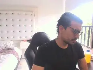 Cam4 Live Sex Cam of damian_fat_dick