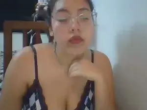 Cam4 Private Sex Chat of tiare24
