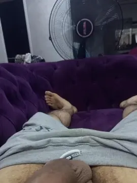 Cam4 Live Sex of Sexmanwife33