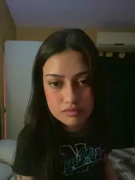 Cam4 Free Live Porn of kamm27