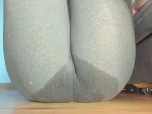 Cam4 Sex Cam of SquirtyLady41