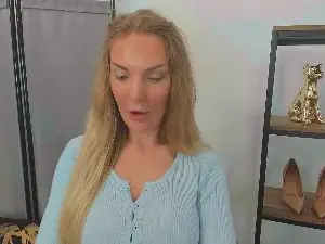 Cam4 Watch Live Sex Cams of AulloraBody