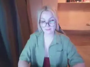 Cam4 Live Sex Cam of RamonaTordsen